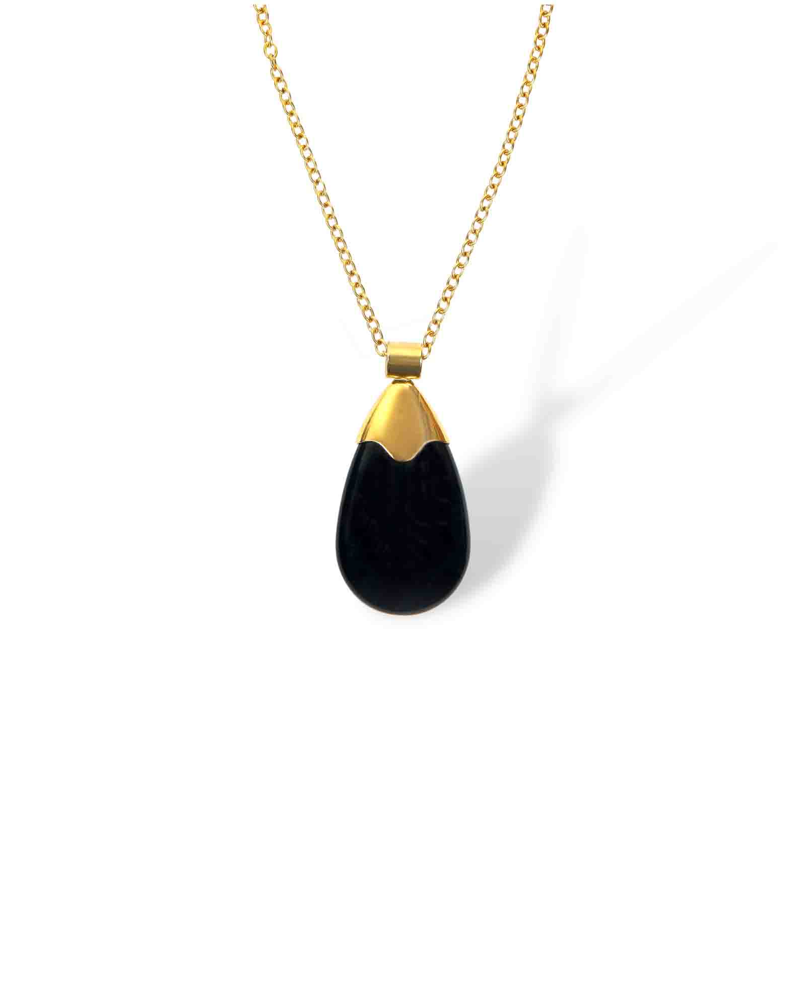 Parisian pendant in black water drop with 18k gold plated chain