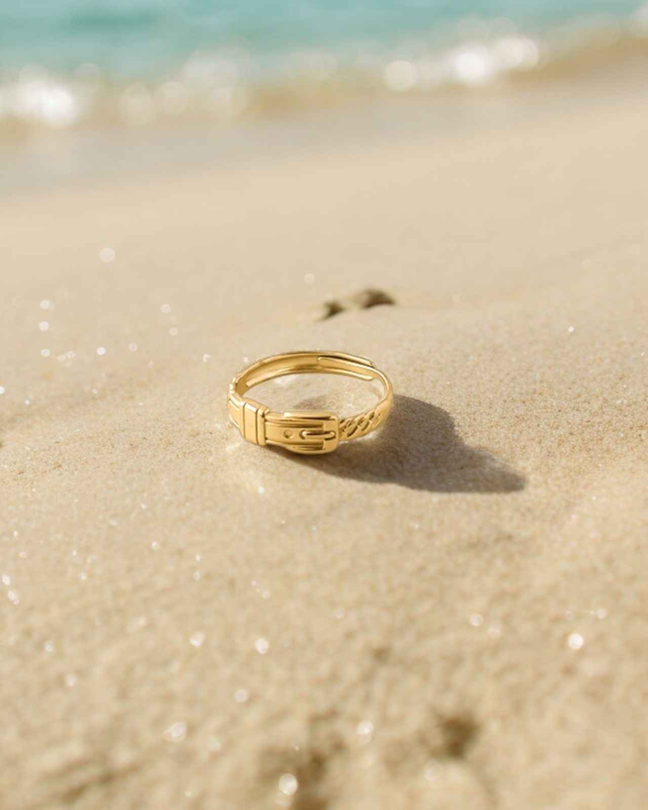 Belted 18K Gold Plated ring