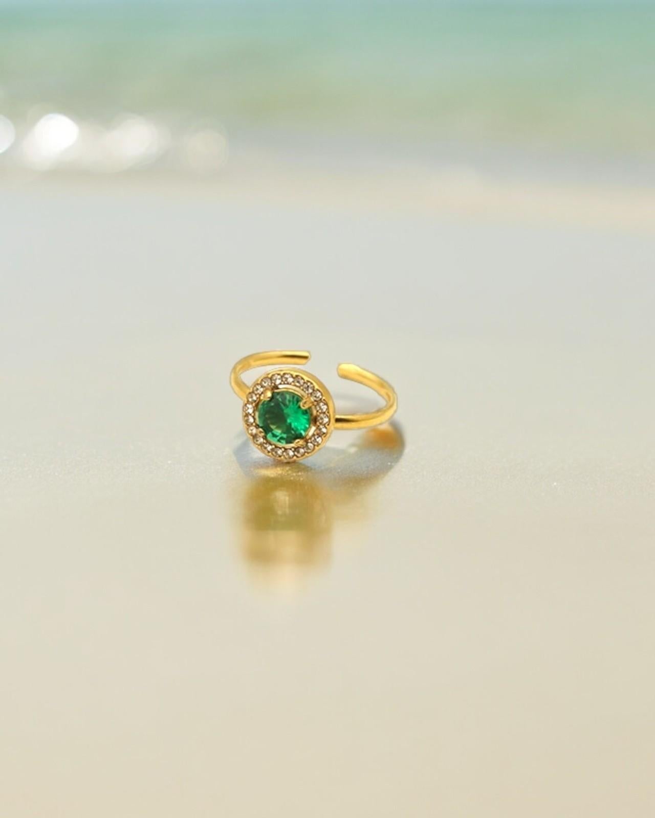 Royal Green & Round 18K Gold Plated ring